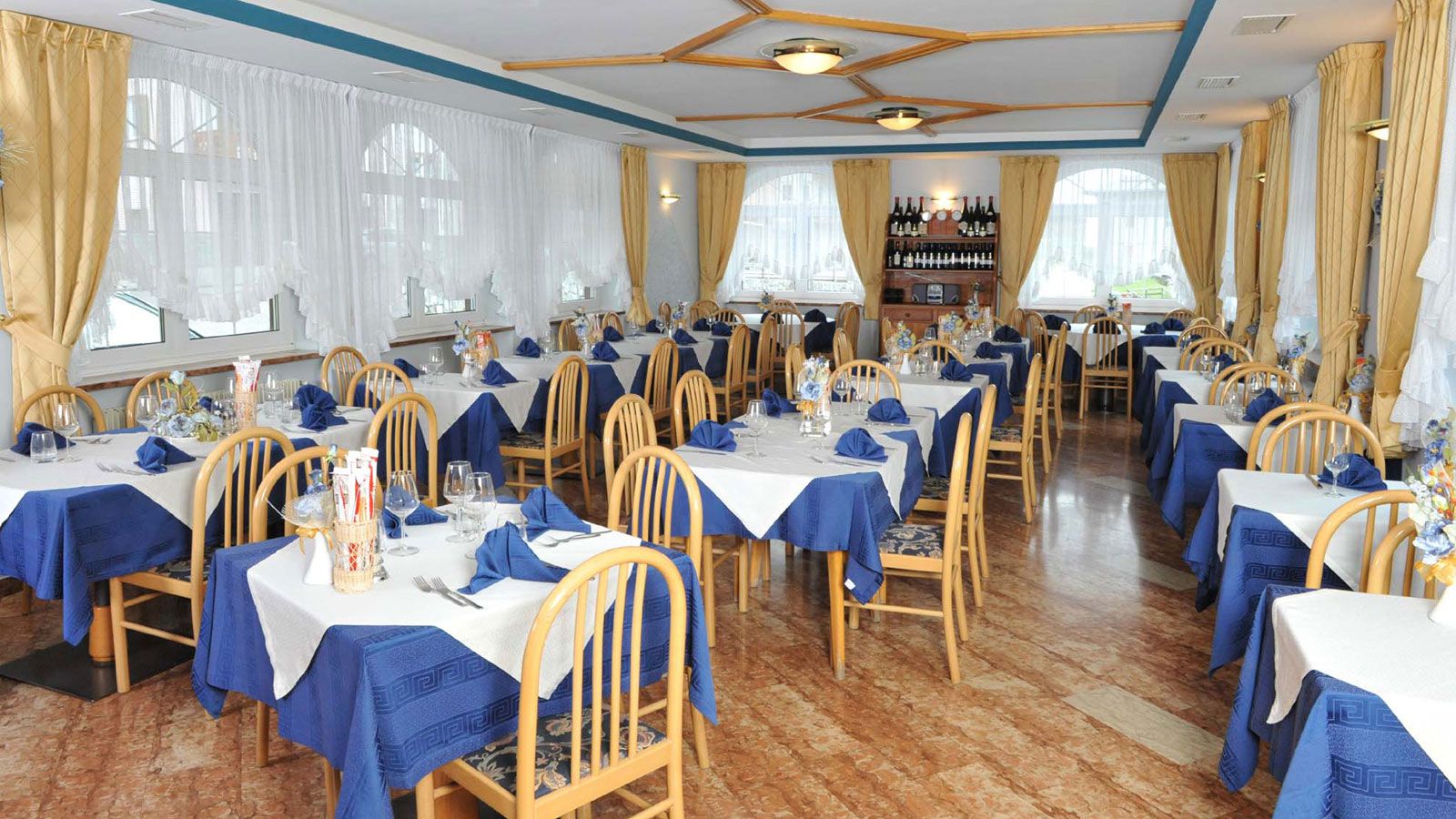View photo gallery